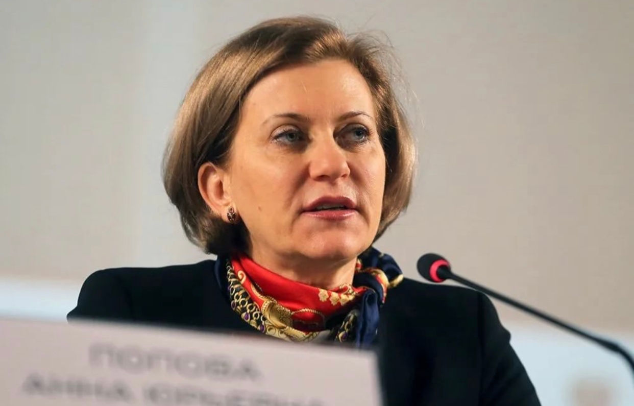 Анна Попова