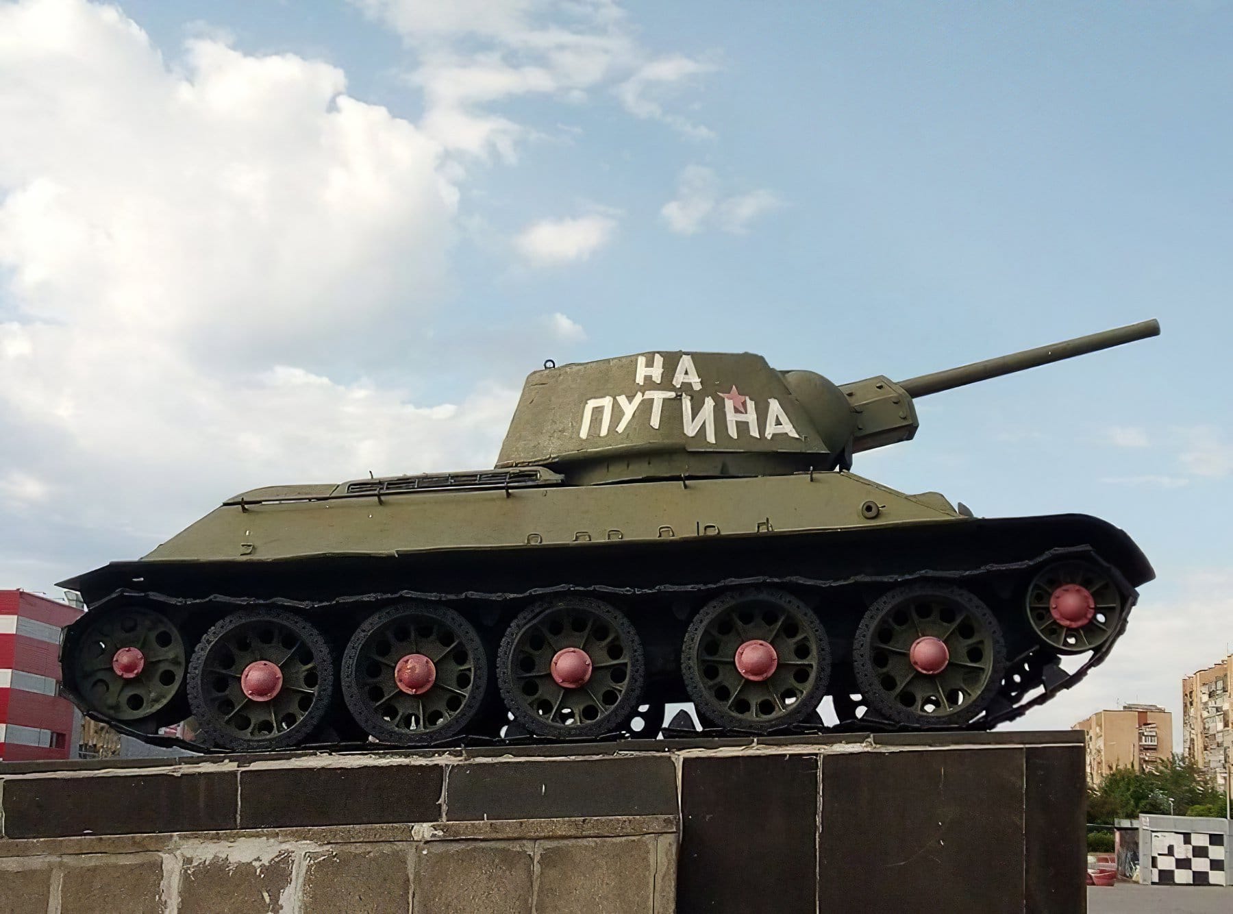 «Вся страна будет его ненавидеть». Социолог Сергей Белановский о реальном отношении россиян к обнулению